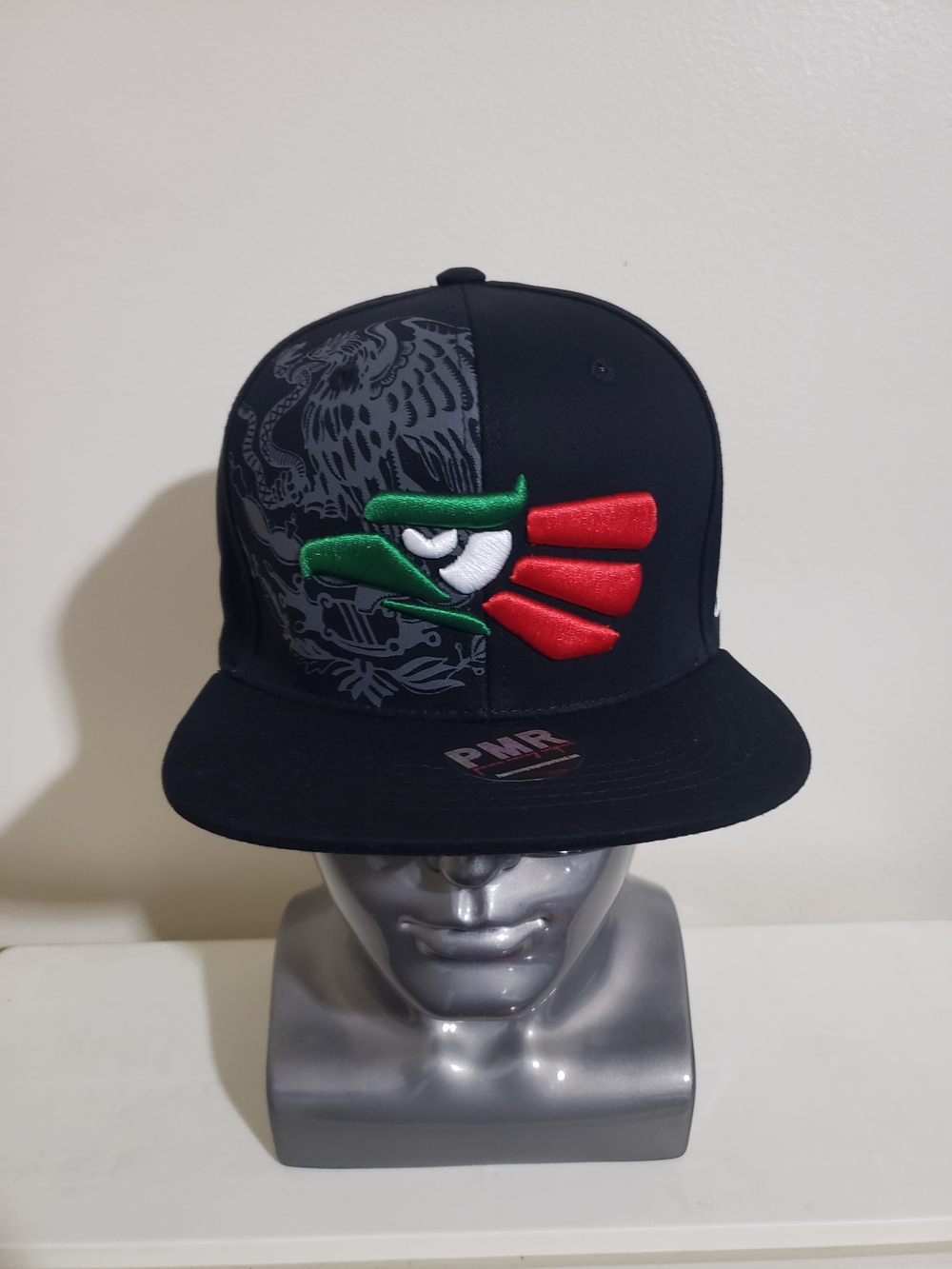 Mexico Eagle Black Snapback Hat with Green and Red Embroidered Eagle Logo